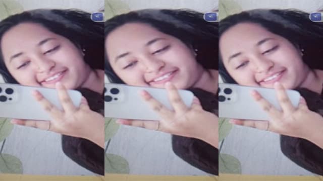 Horny Babe Fucking Moaning Leaked Mms Video HD