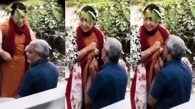 tamil old uncle sucked young woman’s big boobs in the park