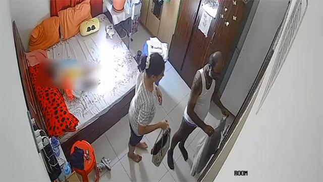 Akeli Randi Bhabhi Ko Chod ke video viral kardi