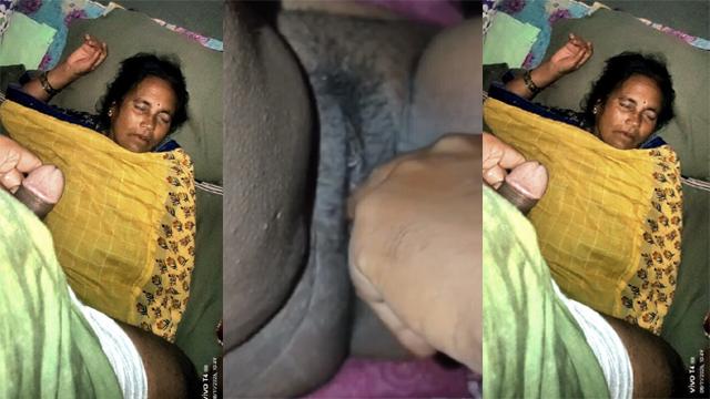 Horny Son Masturbating And – Pussy Fingered Infront Of Sleeping Mom But Suddenly His Mom Week Up